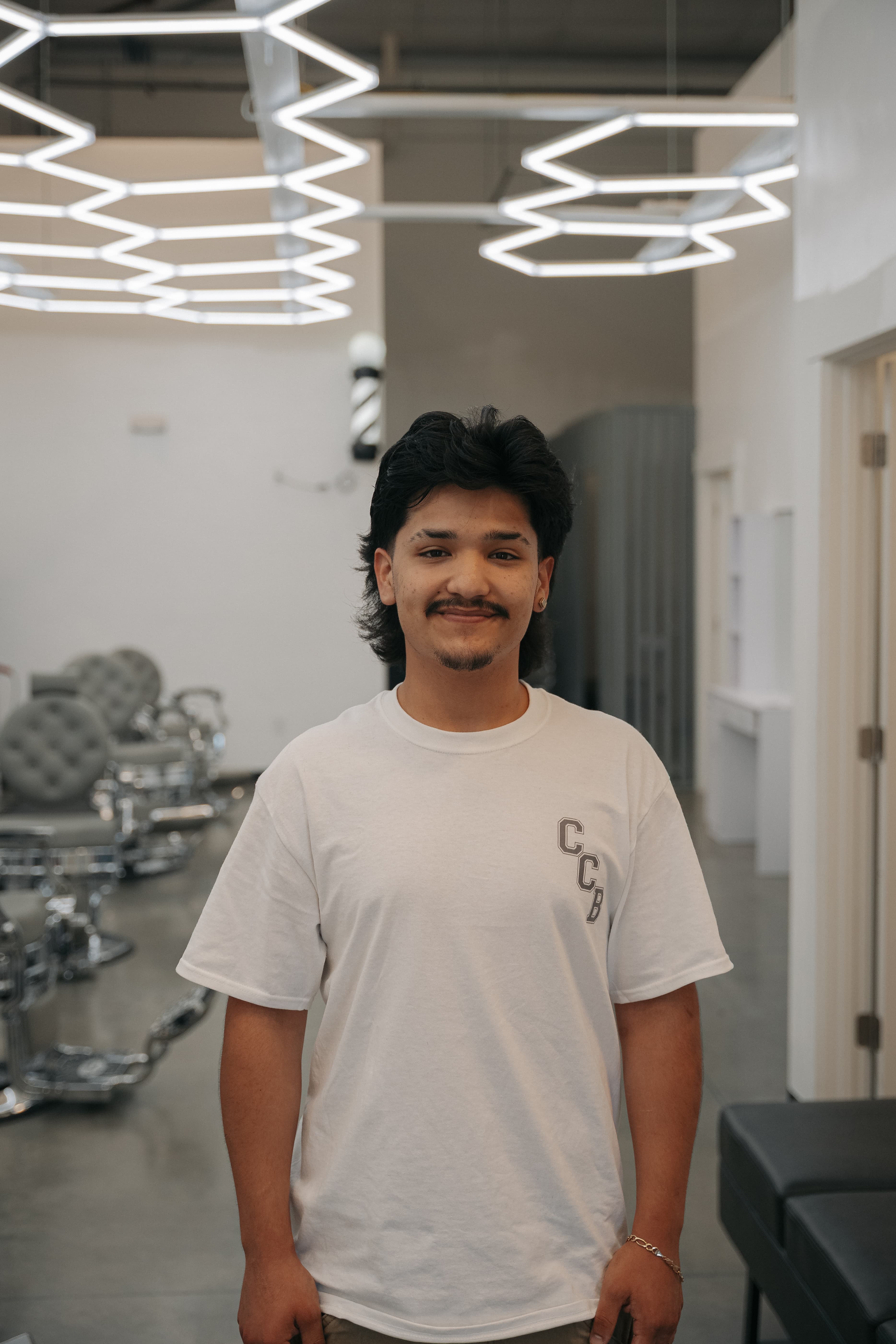 Eduardo. barbero en Clean Culture Barbershop Pasco