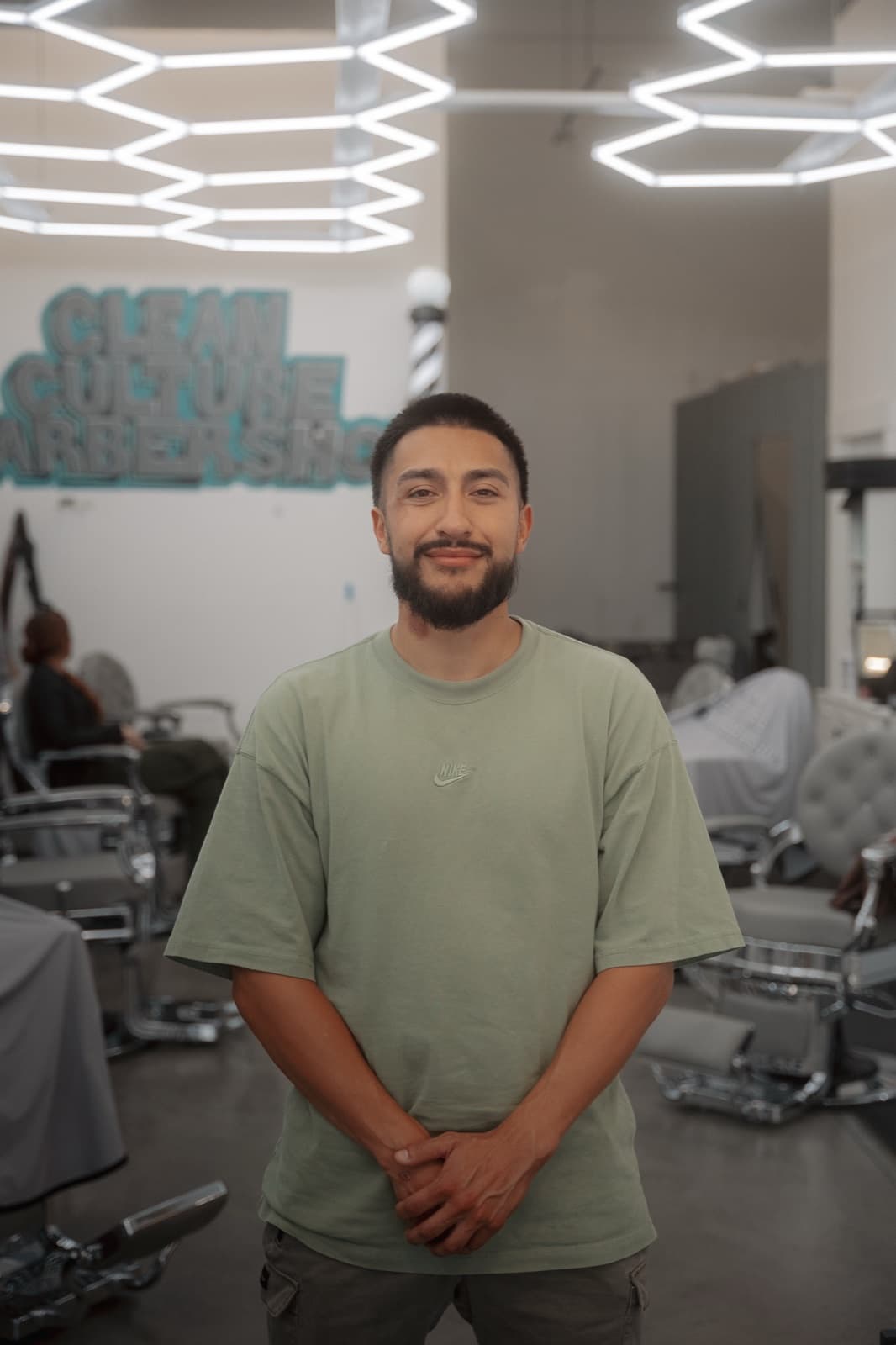 Jose Alvarez. barbero en Clean Culture Barbershop Pasco